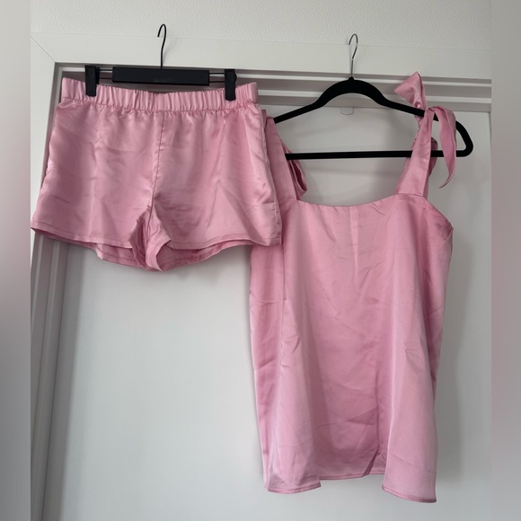 Show Me Your Mumu Getting Ready Set - Picture 2 of 6